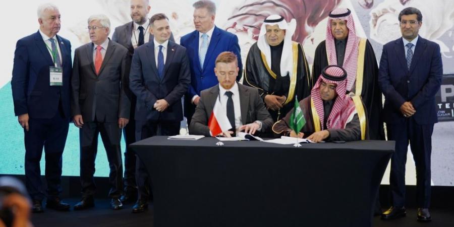 سفير المملكة لدى بولندا يدشن الشركة السعودية البولندية لدعم الأعمال بوارسو - الآن نيوز